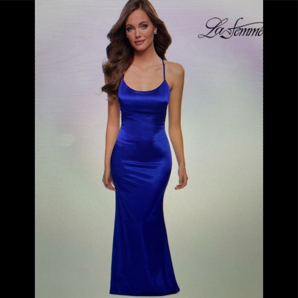 NWOT La Femme size 12 style 29858 in royal blue